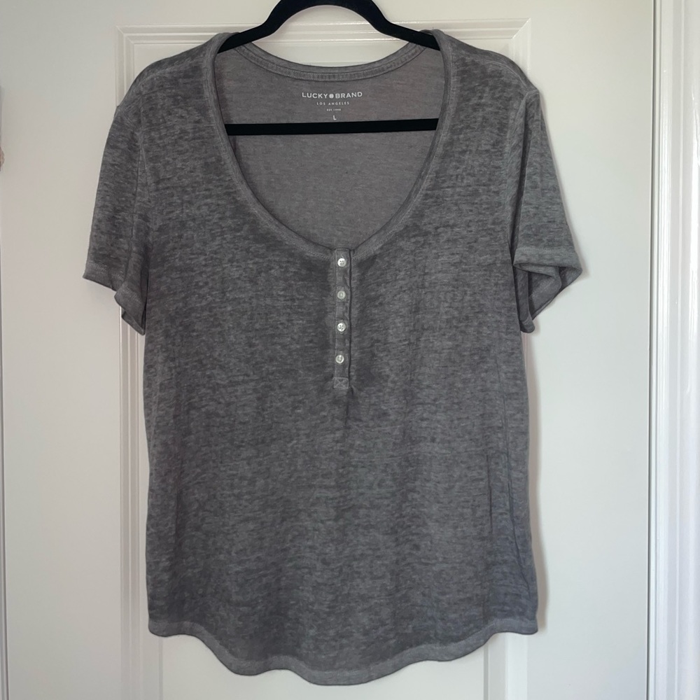 Lucky Brand woman’s tee